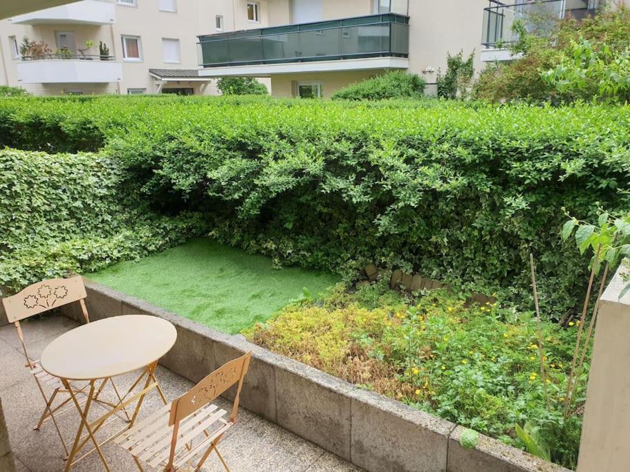62 M2 Rez De Jardin, Terrasse , 6 Lits Et Parking Apartment Annecy Luaran gambar